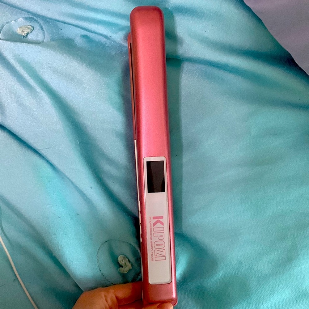 KIPOZI Professional Hair straightener